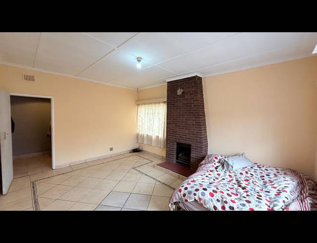 8 BEDROOM HOUSE FOR SALE IN WEST PARK